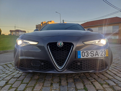 Alfa Romeo Giulia Diesel 5 Lug    ( Viatura Nacional  ) Cx Auto