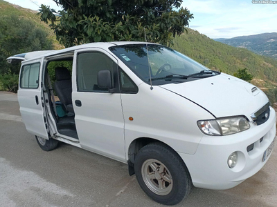 Hyundai H-1 SV 2,5 TD 6 lugares