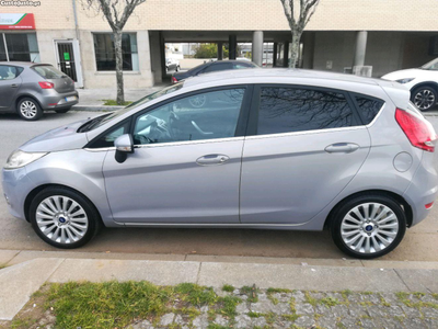 Ford Fiesta titanium