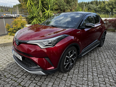 Toyota C-HR 1.8 HEV SQUERE COLLECTION