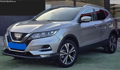 Nissan Qashqai 1.5 dCi Tekna Premium 17 Alcantara