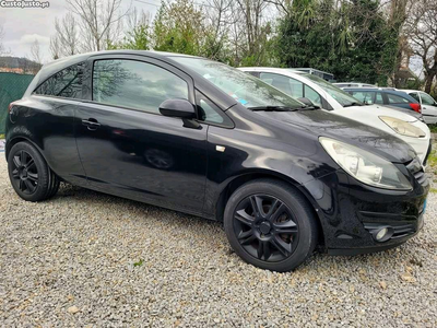 Opel Corsa Black Edition