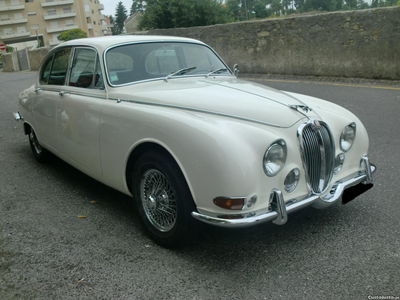 Jaguar S-Type 3.8S