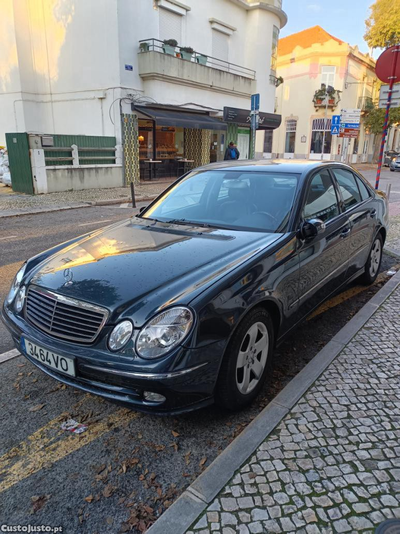 Mercedes-Benz E 270 CDI Avantgard