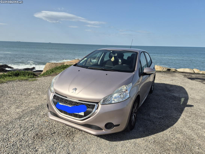 Peugeot 208 Active