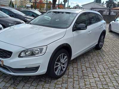 Volvo V60 2.0 D3 Summum