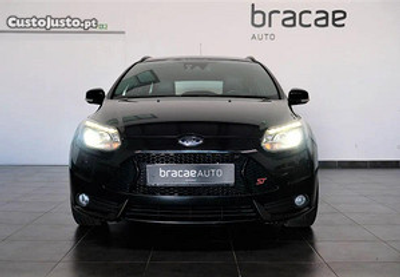 Ford Focus SW 2.0i ST