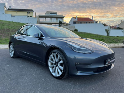 Tesla Model 3 Long-Range Dual Motor AWD