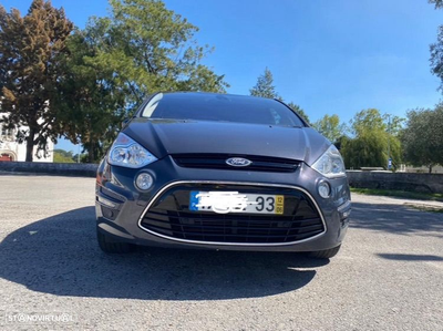 Ford S-Max 2.0 TDCi DPF Titanium