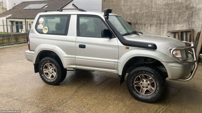 Toyota Land Cruiser KZJ90