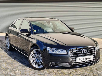 Audi A8 4.2 TDI V8 clean diesel quattro, Cx. A., 265 CV