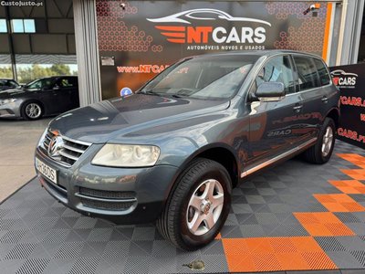 VW Touareg 3.0 V6 TDI auto