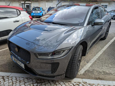 Jaguar I-Pace EV 400 SE