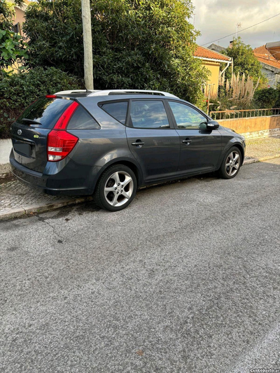 Kia Ceed 1.6 128cv