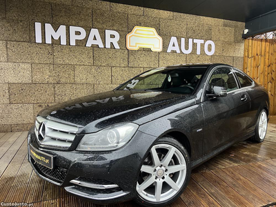 Mercedes-Benz C 250 Cdi AMG AUTO NACIONAL