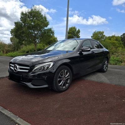 Mercedes-Benz C 220 175cv