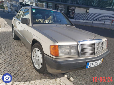 Mercedes-Benz 190 D