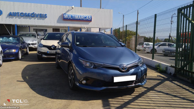 Toyota Auris TOURING A GASOLINA E HYBRID