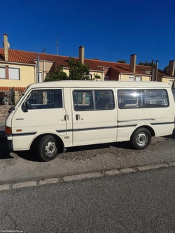 Mazda 2200 E2200Diesel 7.lugares