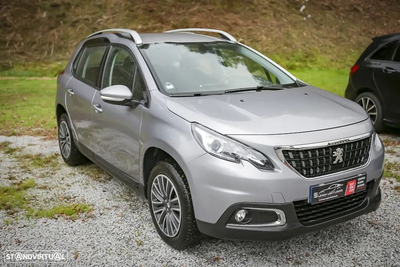 Peugeot 2008 1.2 PureTech Access