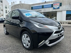 Toyota Aygo 1.0 X-Play Plus MM