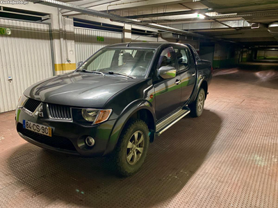 Mitsubishi L200 Strakar 4x4