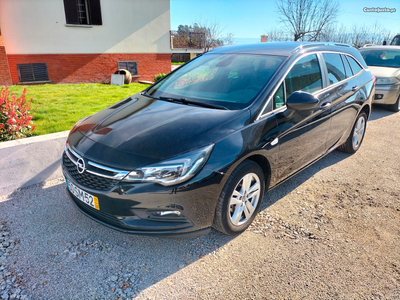 Opel Astra 1.6 CDTI Único dono