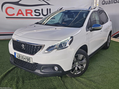 Peugeot 2008 1.2 PURE TECH