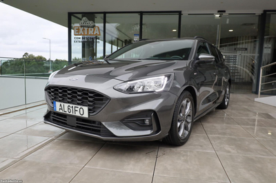 Ford Focus ST 1.0 EcoBoost MHEV ST-Line