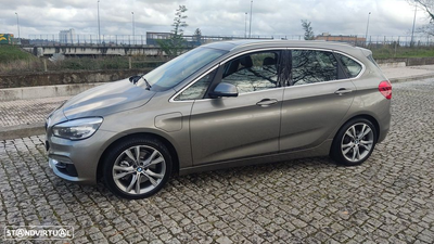 BMW 225xe Active Tourer Line Luxury