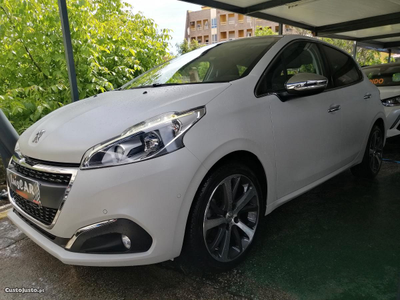 Peugeot 208 1.2 Puretech Allure 110Cv Caixa Automática