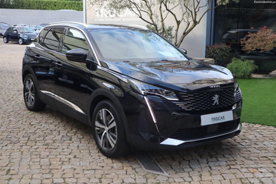 Peugeot 3008 1.6 Hybrid Allure e-EAT8