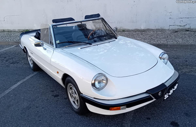 Alfa Romeo Spider 1.6 Clássico