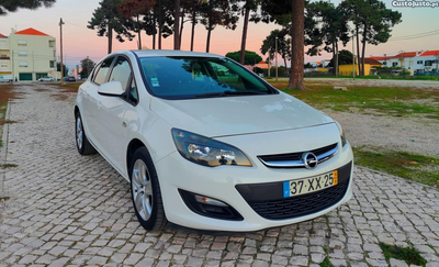 Opel Astra 1.6 Diesel 110cv