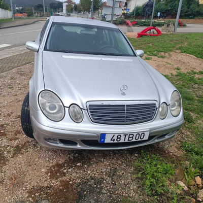 Mercedes-Benz Classe E E 220 CDI, 150 CV