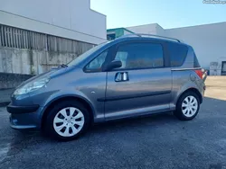 Peugeot 1007 1.4hdi 2lug impecável - 2006