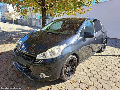 Peugeot 208 GPS 1.2 gasolina