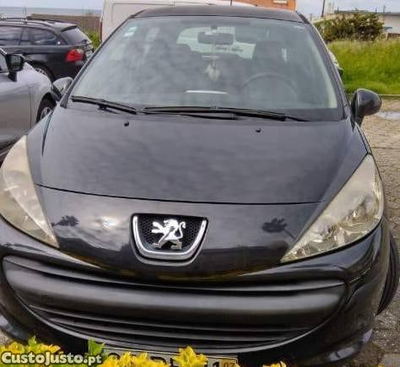 Peugeot 207 1.4 i     ( Viatura Nacional  )