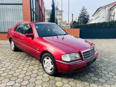 Mercedes-Benz C 200 D Elegance