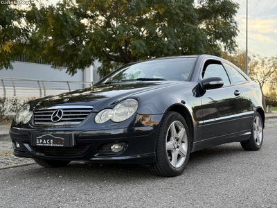 Mercedes-Benz C 200 Coupe CDI