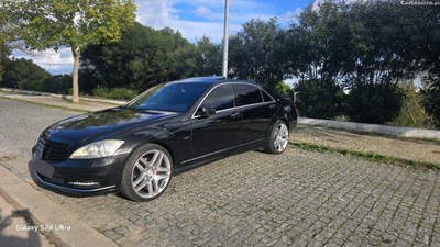 Mercedes-Benz S 350 L BlueTec 260cv AMG