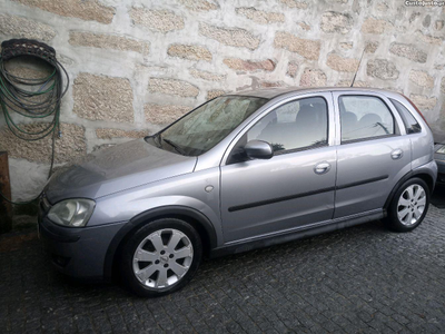 Opel Corsa 1.2 enjoy