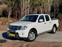 Nissan Navara 2.5 dCi CD LE 4WD