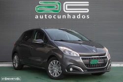 Peugeot 208 1.2 PureTech Signature