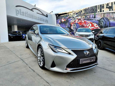 Lexus RX RC 300h Luxury Hybrid Coupé