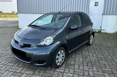 Toyota Aygo Automático 1.0 Edition