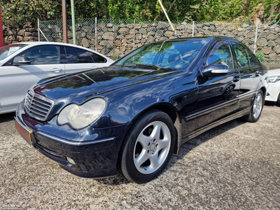 Mercedes-Benz C 220 220 CDI AVANTGARDE