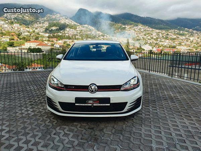 VW Golf 7 GTI 2.0Tsi 220cv