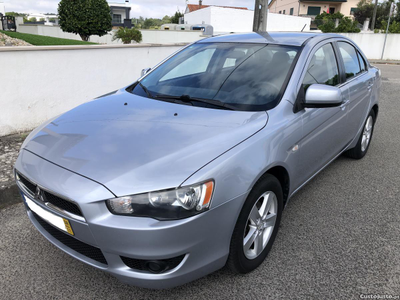 Mitsubishi Lancer 1.5 GPL