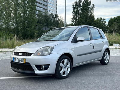 Ford Fiesta 1.4 Tdci